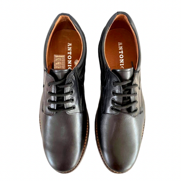 Picture of Men's shoes made of genuine leather