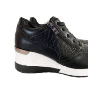 Εικόνα της Sneakers      