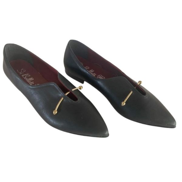 Picture of Loafers with metal detail