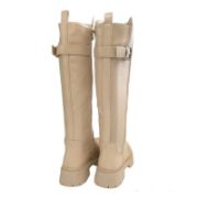 Εικόνα της ΧΧΧΧ Μπότα φλάτ με χοντρή τρακτερωτή σόλα 