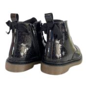 Εικόνα της Μποτάκια παιδικά με γκλίτερ φερμουάρ και κορδόνια