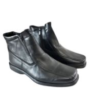 Εικόνα της Δερμάτινα μποτάκια με φερμουάρ