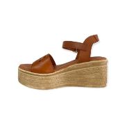 Εικόνα της @ΧΧΧ Δερμάτινη πλατφόρμα με τρυπητή φάσα