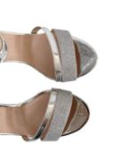 Εικόνα της Πέδιλο με γκλίτερ, χοντρό τακούνι και δύο λεπτές φάσες