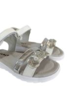 Εικόνα της Old Πέδιλο κοριτσίστικο με διπλή φάσα