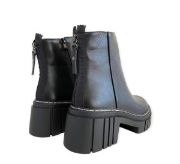 Εικόνα της ΧΧΧ Μποτάκια με τρακτερωτή σόλα 