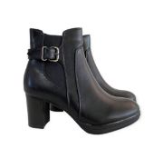 Εικόνα της Μποτάκια με χοντρό τακούνι και φιάπα