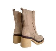 Εικόνα της Μποτάκια δερμάτινα καστόρ με κρεπ σόλα