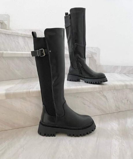 Εικόνα της ΧΧΧΧ Μπότα φλάτ με χοντρή τρακτερωτή σόλα 