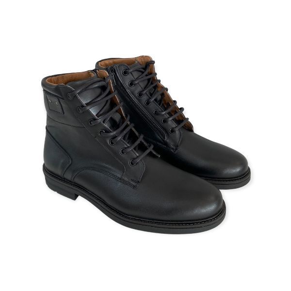 Picture of Men's boots made of genuine leather