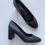 Εικόνα της Γόβα με στρογγυλή μύτη και χοντρό τακούνι 