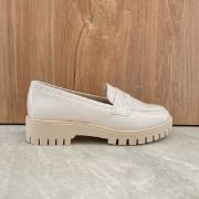 Εικόνα της Loafers από βινύλ υλικό με τρακτερωτή σόλα 