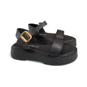 Εικόνα της Πέδιλο δερμάτινο flatform με χρυσή αγκράφα