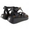 Picture of Πέδιλο flatform με χιαστί λουράκια, δάχτυλο και μεταλλική αγκράφα 