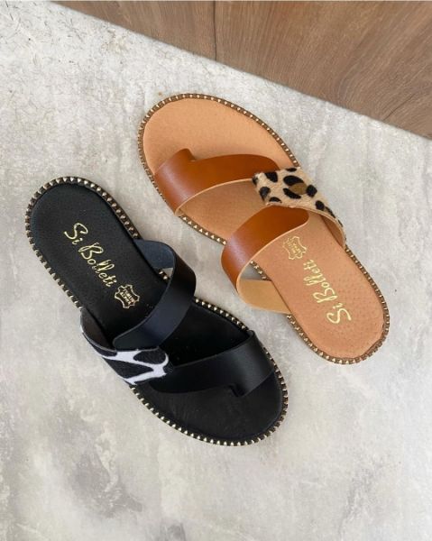 Picture of Παντόφλα φλατ με δάχτυλο και animal print 