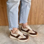 Εικόνα της Sneakers με Leopard Λεπτομέρειες 
