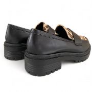 Εικόνα της Loafers με λεοπάρ σχέδιο και τρακτερωτή σόλα 