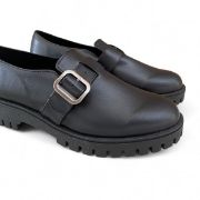 Εικόνα της Loafers με λουράκι αγκράφα και τρακτερωτή σόλα 