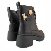 Εικόνα της ΧΧΧ Αρβυλάκι με χρυσές λεπτομέρειες φερμουάρ και φαρδύ τακούνι 