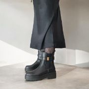 Εικόνα της Μποτάκια με λάστιχο και διακοσμητικό λουράκι με αυτοκόλλητο 