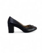 Εικόνα της Γόβες με μεταλλική λεπτομέρεια και χοντρό τακούνι 