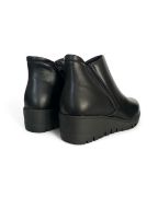 Εικόνα της ΧΧΧ Μποτάκι χαμηλό με μονοκόμματη σόλα και φερμουάρ 