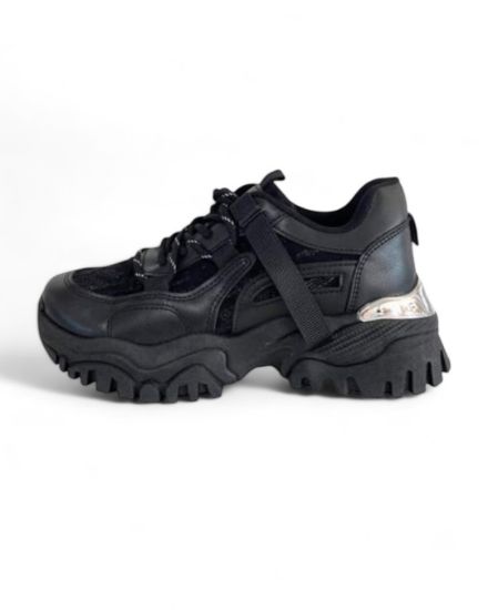 Εικόνα της Old Sneakers με Chunky Σόλα και Διπλά Κορδόνια