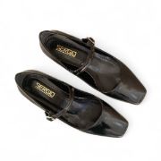 Εικόνα της Μπαλαρίνες με ελαστική μπαρέτα και τετράγωνη μύτη