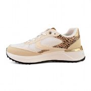Εικόνα της Old Sneakers με Συνδυασμό Υλικών και Χρωμάτων