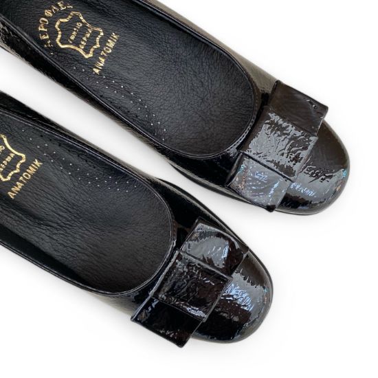 Εικόνα της Δερμάτινες ανατομικές γόβες λουστρίνι με φιόγκο