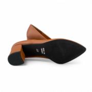 Εικόνα της Γόβες ταμπά μυτερές με χοντρό τακούνι