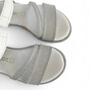 Εικόνα της Δερμάτινα παιδικά πέδιλα για κορίτσια με γκλίτερ και αυτοκόλλητο