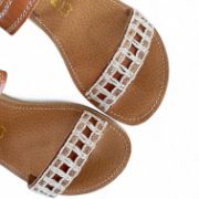 Εικόνα της Δερμάτινα παιδικά πέδιλα για κορίτσια με αυτοκόλλητο