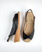 Εικόνα της Πέδιλα δερμάτινα με κοντό τακούνι