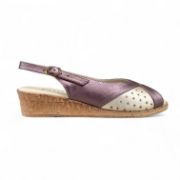 Εικόνα της Πέδιλα δερμάτινα με κοντό τακούνι