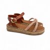Εικόνα της Σανδάλια δερμάτινα flatform με δύο φάσες στρας