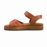 Γυναικεία δερμάτινα σανδάλια με ταμπά σόλα, ταμπά μπαρέτα με αυτοκόλλητο κούμπωμα και ταμπά φαρδιά κοφτή φάσα πλάγια εσωτερική όψη σε λευκό φόντο.