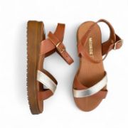 Εικόνα της Δερμάτινα Σανδάλια με Χιαστί Λουριά Ταμπά