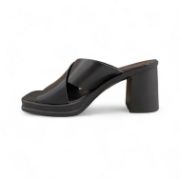 Εικόνα της Mule με χιαστί λουράκια και χοντρό τακούνι