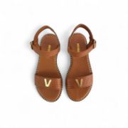Εικόνα της Old Σανδάλια δερμάτινα με V μεταλλική λεπτομέρεια