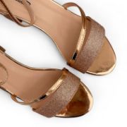 Εικόνα της Πέδιλα με Γκλίτερ και Χαμηλό Χοντρό Τακούνι Ροζχρυσό