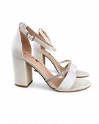 Εικόνα της Πέδιλα με Γκλίτερ Στρας και Χοντρό Τακούνι