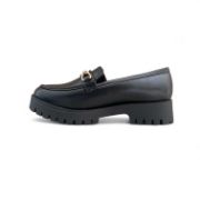 Εικόνα της Loafers με μεταλλικό στοιχείο