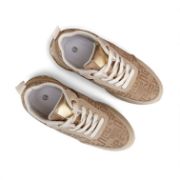 Εικόνα της Sneakers με συνδυασμό υλικών και χρωμάτων