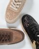 Εικόνα της Sneakers με συνδυασμό υλικών και χρωμάτων