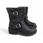 Εικόνα της Μποτάκια με διακοσμητικές τόκες