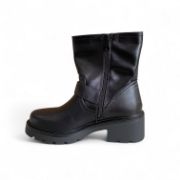 Εικόνα της Μποτάκια με διακοσμητικές τόκες