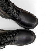 Εικόνα της Μποτάκια Αρβυλάκια με τρακτερωτή σόλα και μεταλλικό διακοσμητικό