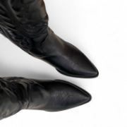 Εικόνα της Cowboy μποτάκια με διακοσμητικές ραφές