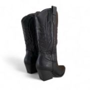 Εικόνα της Cowboy μποτάκια με διακοσμητικές ραφές